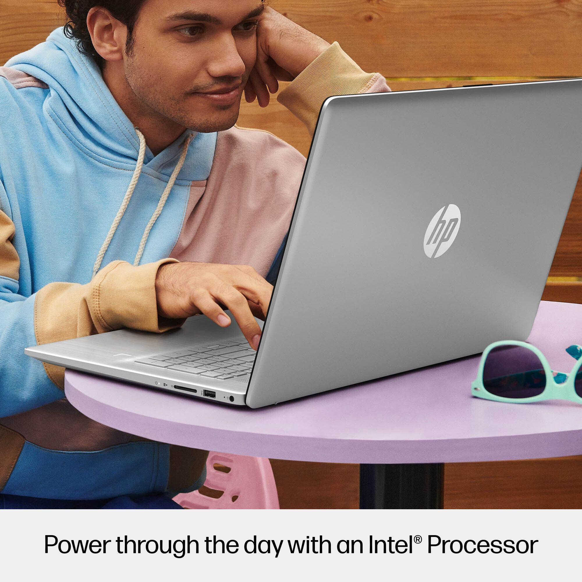 HP 17-cn2501sa Intel® Core™ i5 i5-1235U Laptop – image 4