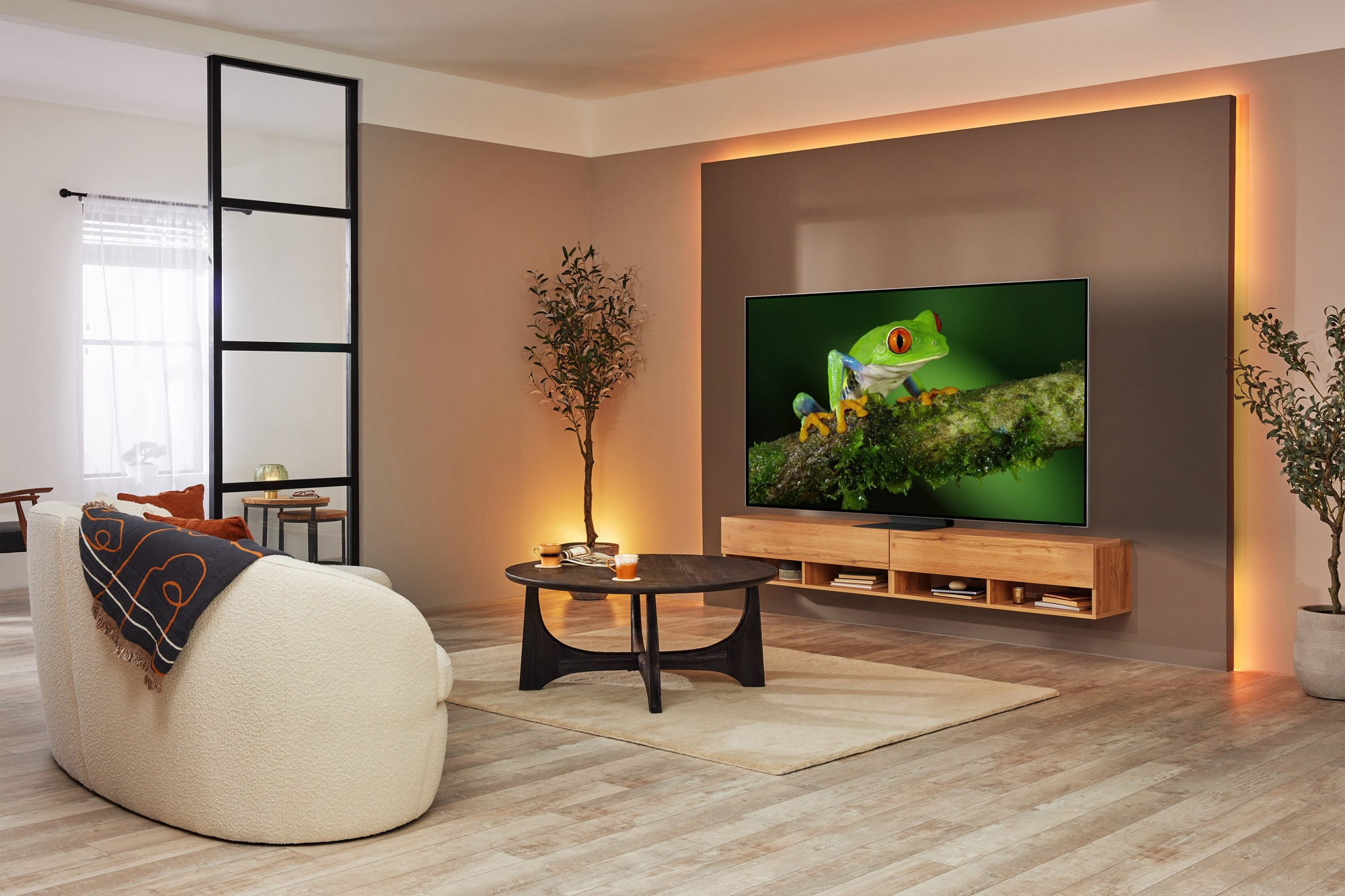Samsung QE65QN800B 165.1 cm (65") 8K Ultra HD Smart TV Wi-Fi Stainless steel – image 4