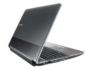 Samsung RC NP-RC512 Intel® Core™ i7 i7-2670QM Laptop – image 4