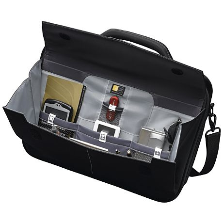 Case Logic 17" Slimline Laptop Case – image 4