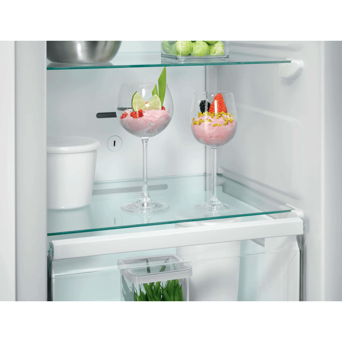 AEG TB7NA181ES Upright freezer Built-in – image 2
