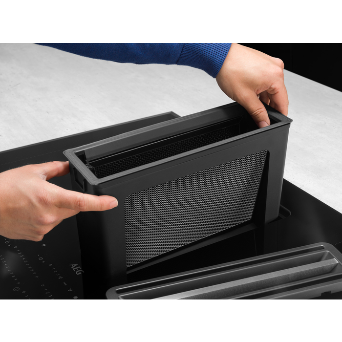 AEG CCE84779XB Black Built-in – image 9