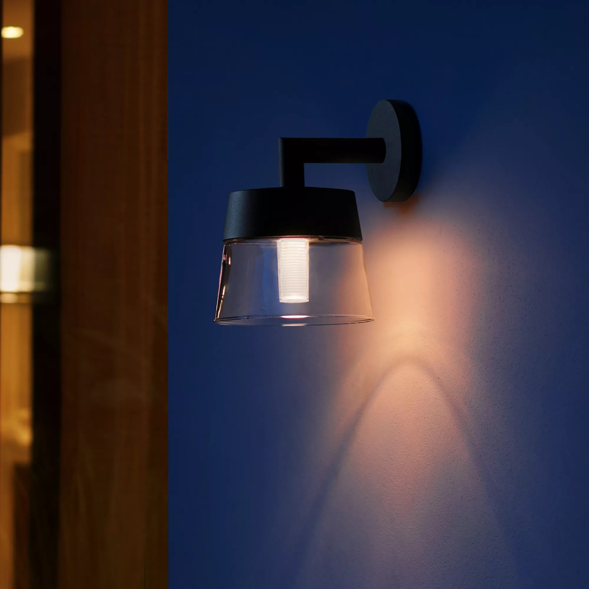 Philips by Signify Philips Hue White and colour ambience Attract Outdoor wall light – image 3