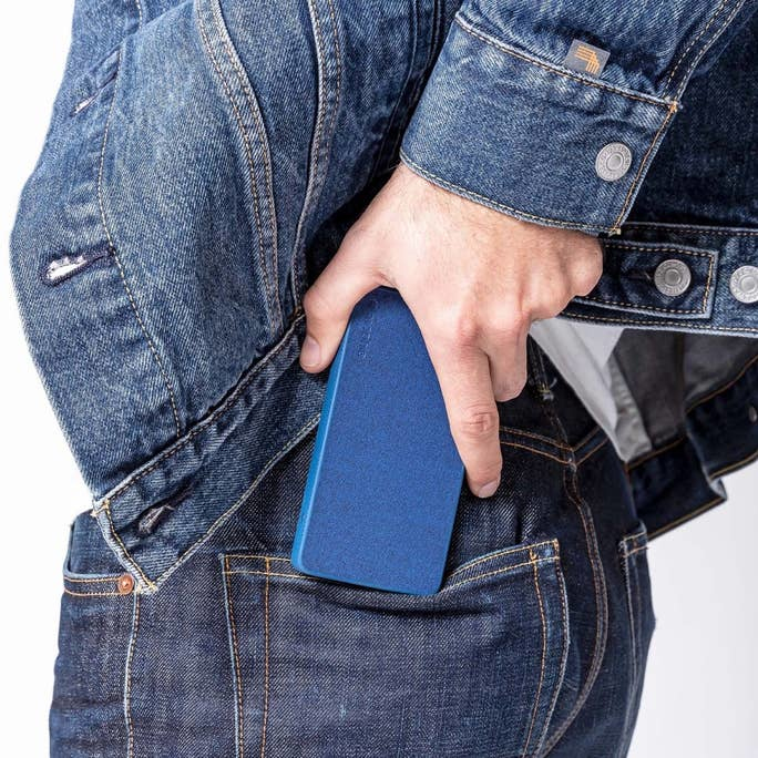 mophie Powerstation with PD and Lightning input (fabric) – image 6