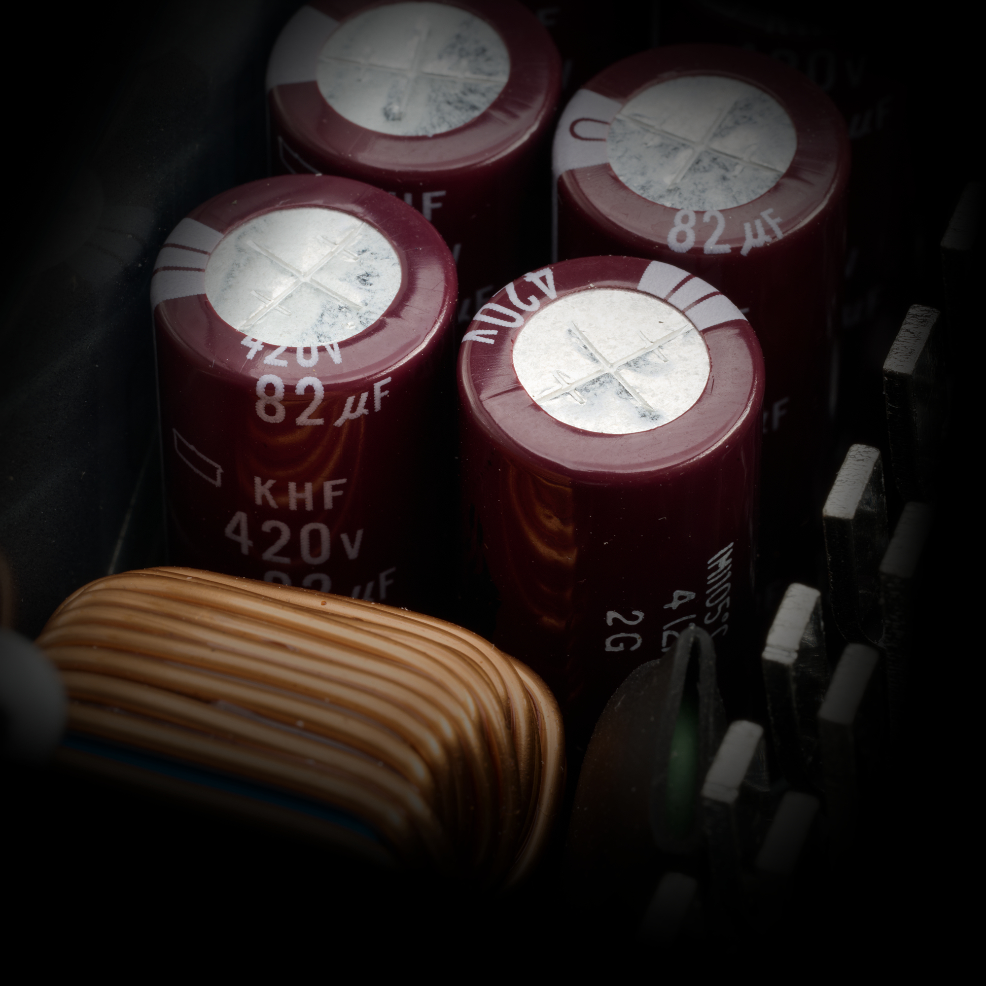 XPG PYMCORE 750w SFX GOLD – image 8