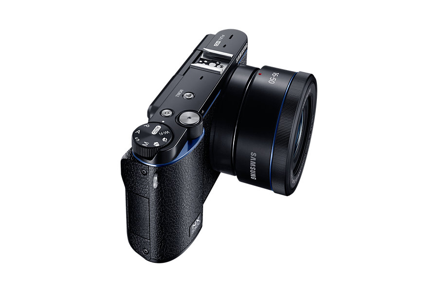 Samsung 3300 + 16-50mm Power Zoom + 50-200mm – image 5