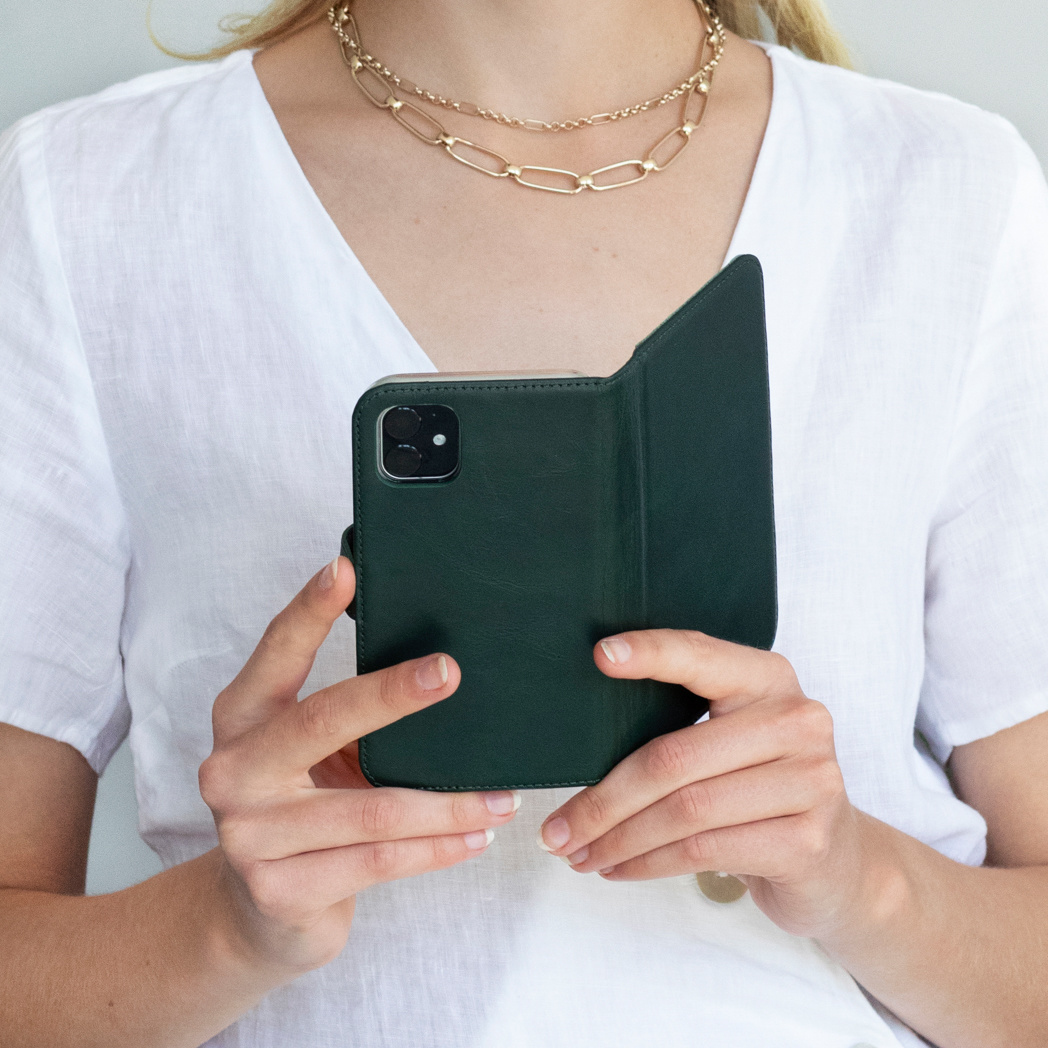 Selencia G78037736102 mobile phone case – image 8