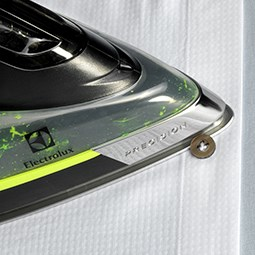 Electrolux EDB6146GR Dry & Steam iron – image 4
