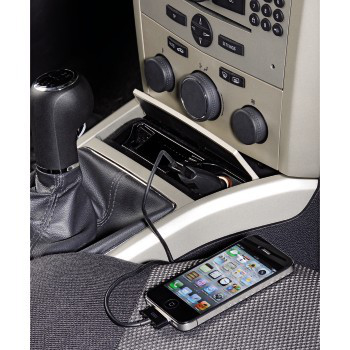 Hama 115079 Mobile phone, MP3 Black AC, Cigar lighter, USB Auto, Indoor – image 2