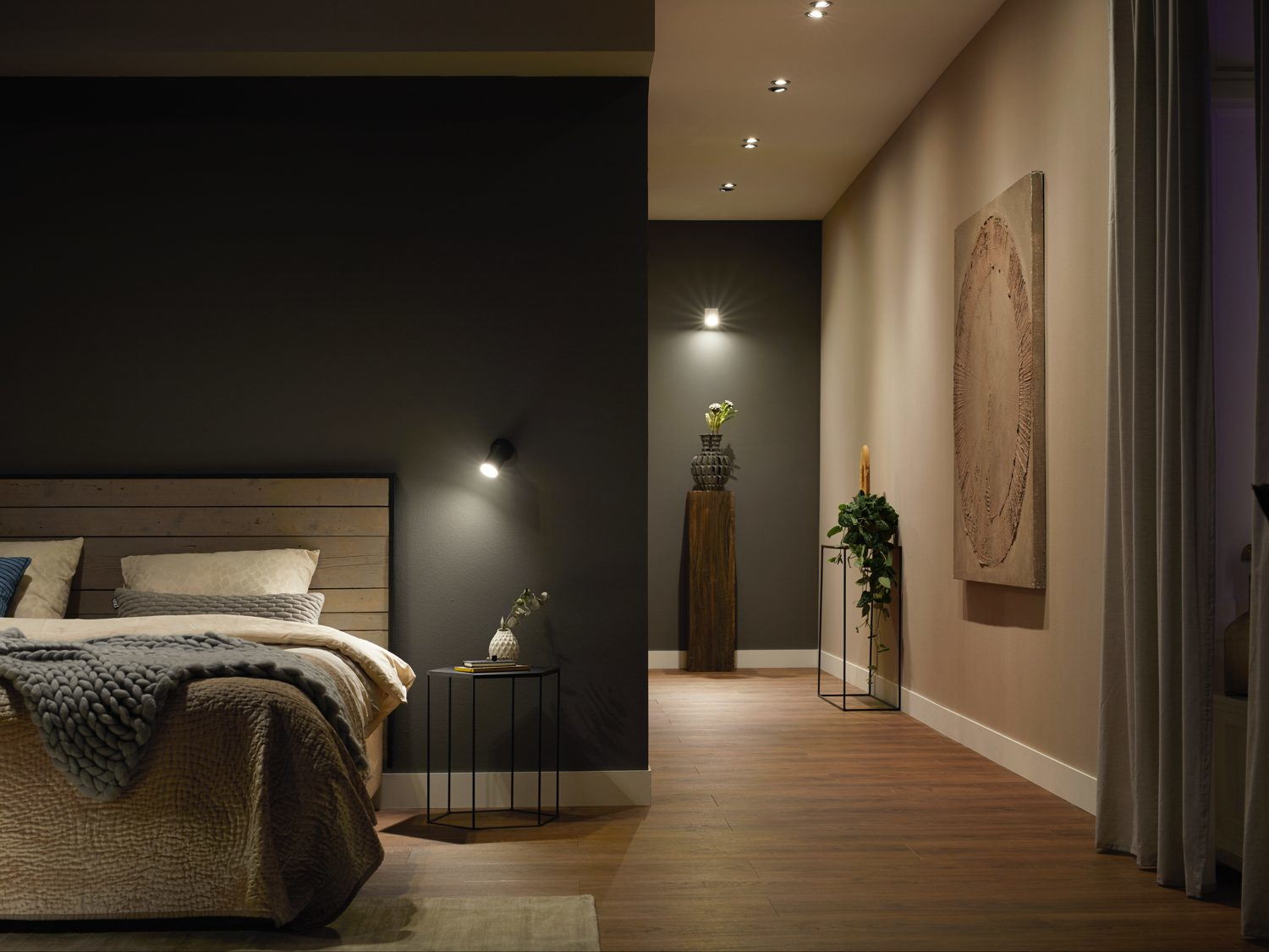 Philips by Signify Philips Hue White ambience MR16 Smart lighting spot Bluetooth/Zigbee – image 6