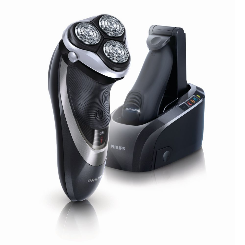 Philips Shaver series 5000 PowerTouch dry electric shaver PT920/22 – image 1