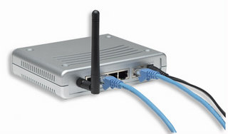 Intellinet 502566 wireless router Fast Ethernet Silver – image 6