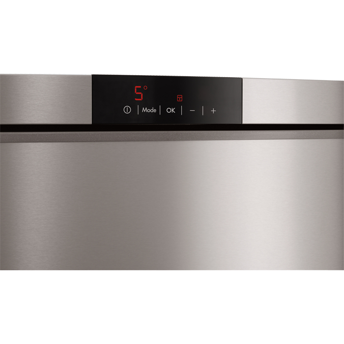 AEG S74000KDX0 fridge Freestanding – image 5