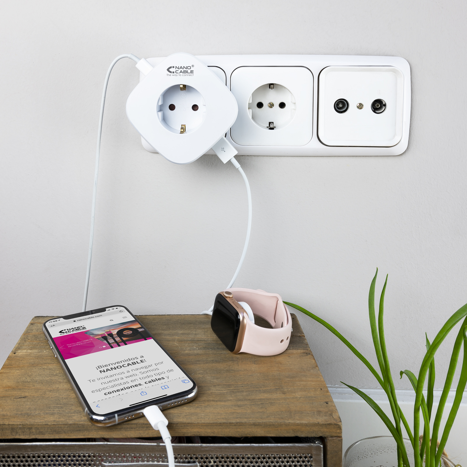 Nanocable Universal charger with 3 USB's (2 USB A + 1 USB-C) and integrated socket – image 6