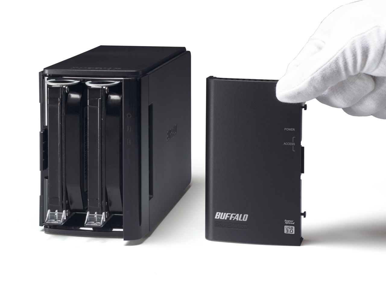 Buffalo DriveStation HD-WL8TU3/R1J disk array – image 4