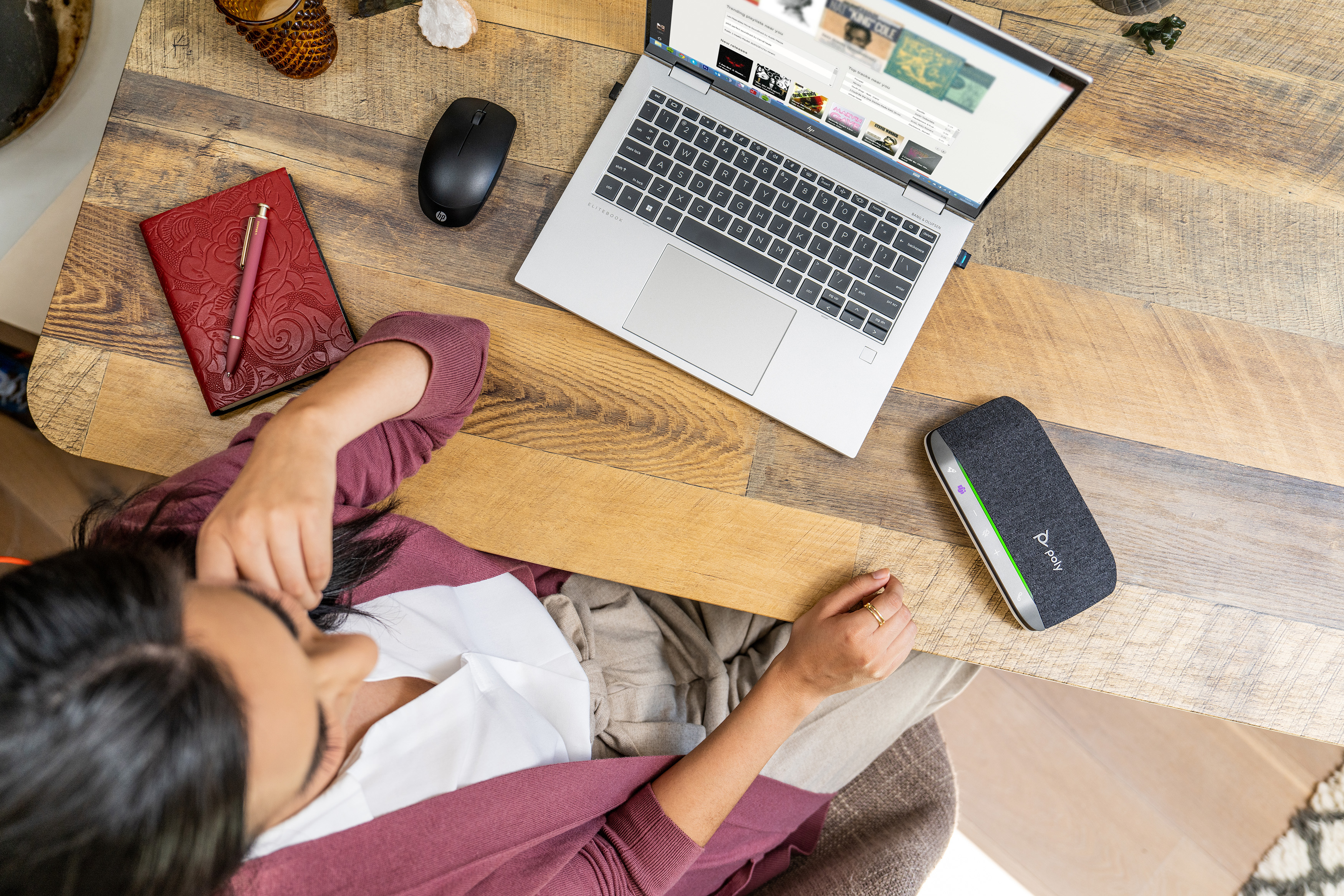 HP Poly Sync 20+ Microsoft Teams Certified USB-A Speakerphone. Device type: Mobile phone/PC, Product colour: Silver, Signa