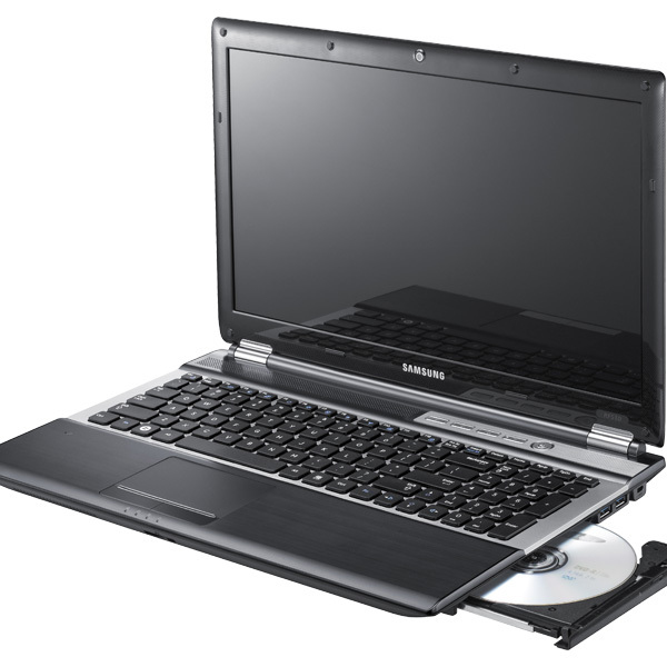 Samsung RF RF511-S02 Intel® Core™ i7 – image 6