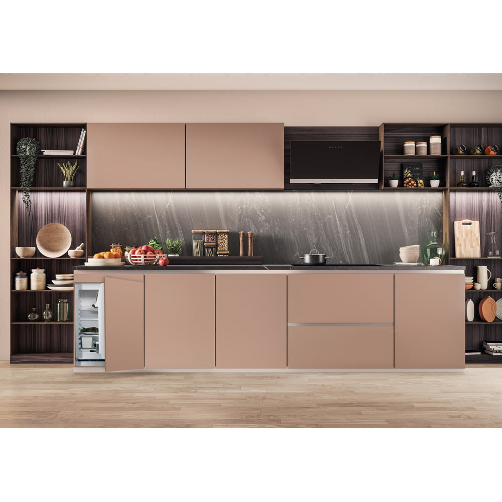 Hotpoint HABUL011 fridge Built-in – image 3