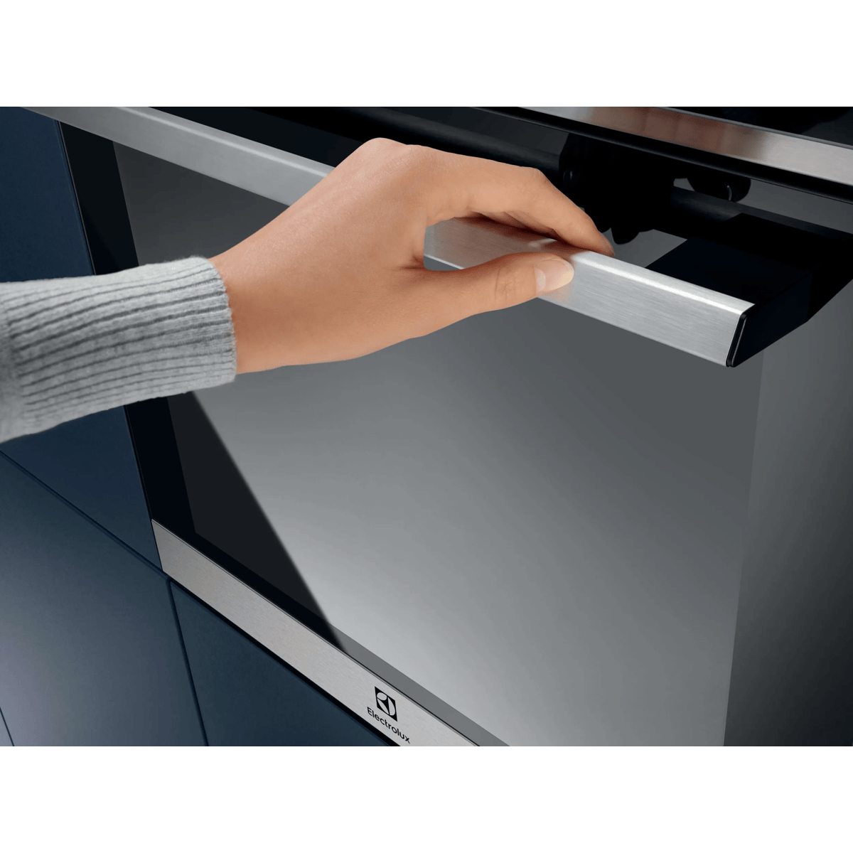 Electrolux EOF5H40BX 65 L 2090 W Stainless steel – image 2