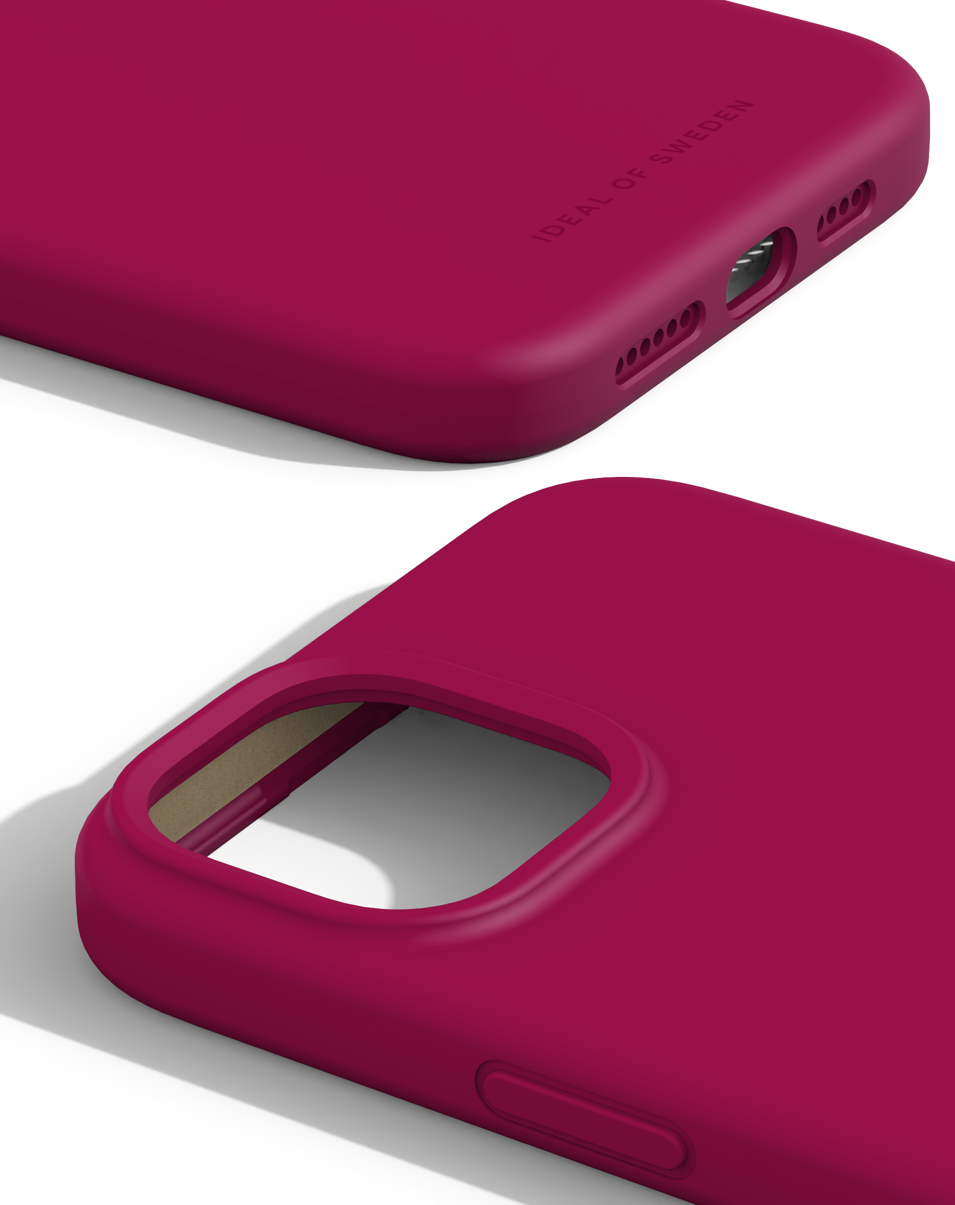 iDeal of Sweden Silicone Case iPhone 15PL Magenta – image 1