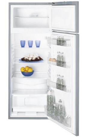 Indesit RAA24S fridge-freezer Freestanding