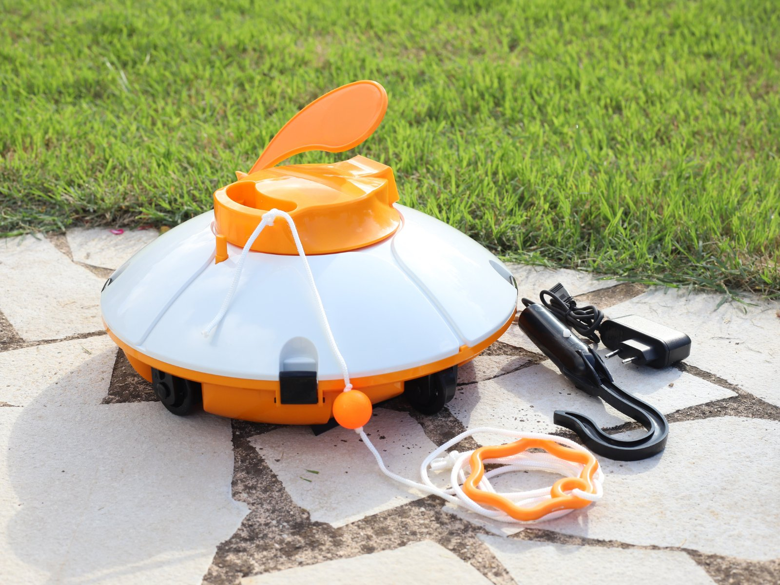 Bestway 12702O pond/pool vacuum Robotic pool cleaner – image 3