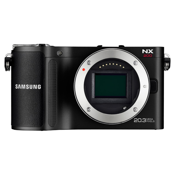 Samsung NX200 + 18-55mm – image 1