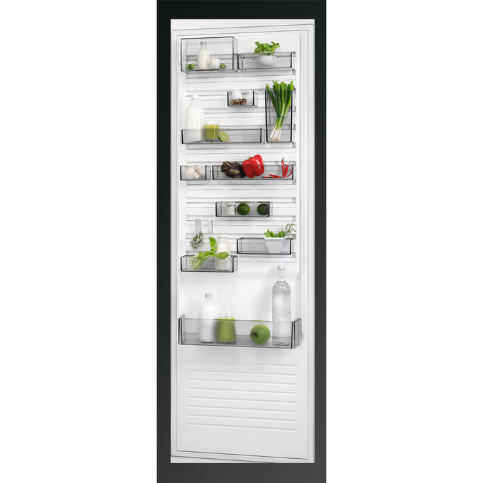 AEG RKE73924MW fridge Freestanding – image 4
