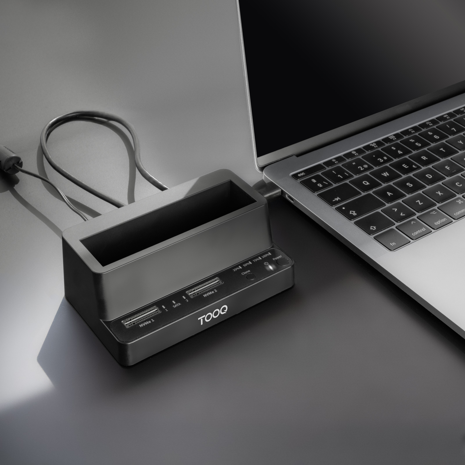 TooQ TQDS-502B storage drive docking station USB 3.2 Gen 1 (3.1 Gen 1) Type-C Black – image 3