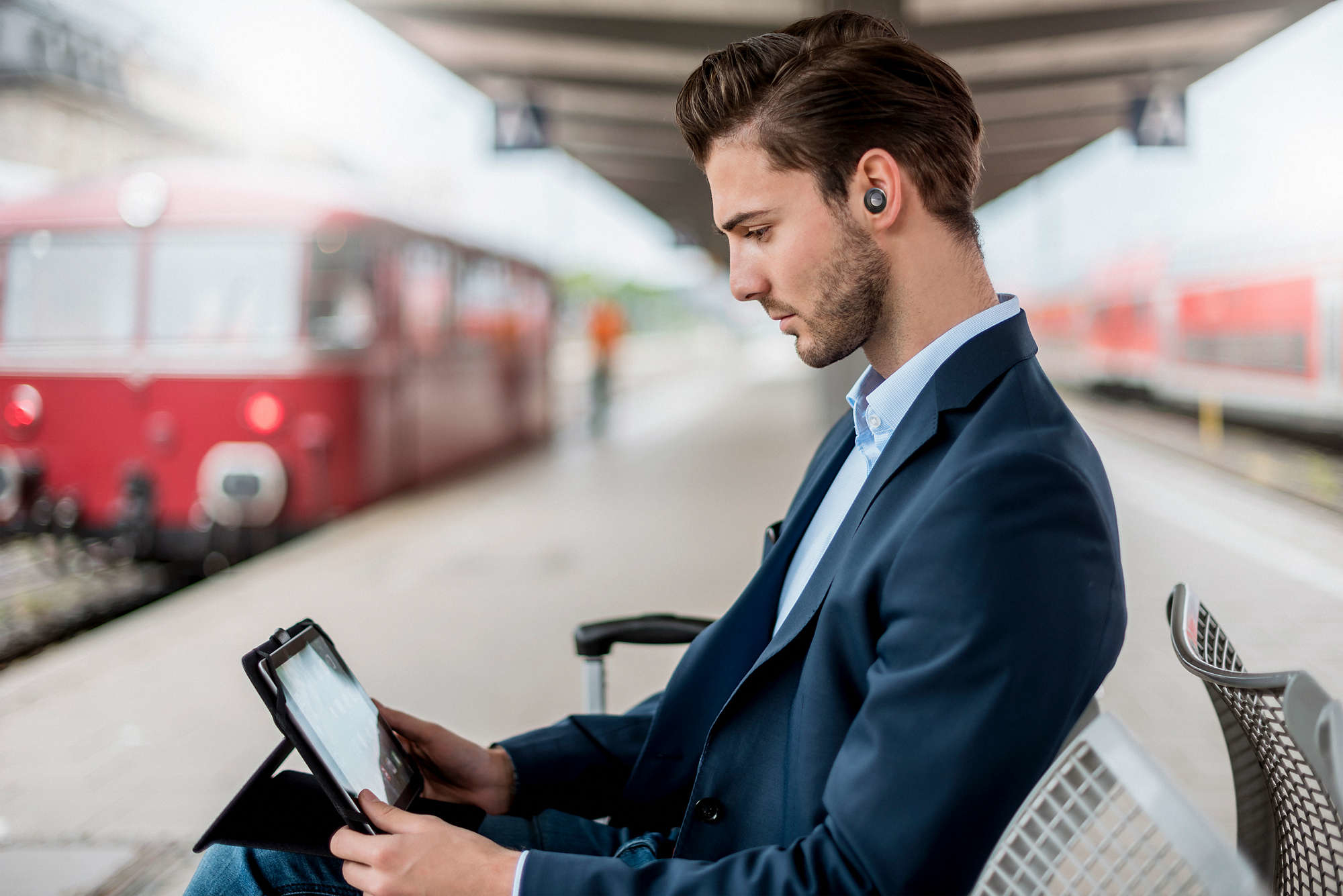 Philips TAT8505 In-ear True Wireless Hybrid Active Noise Cancelling Headphones with Awareness Mode – image 9