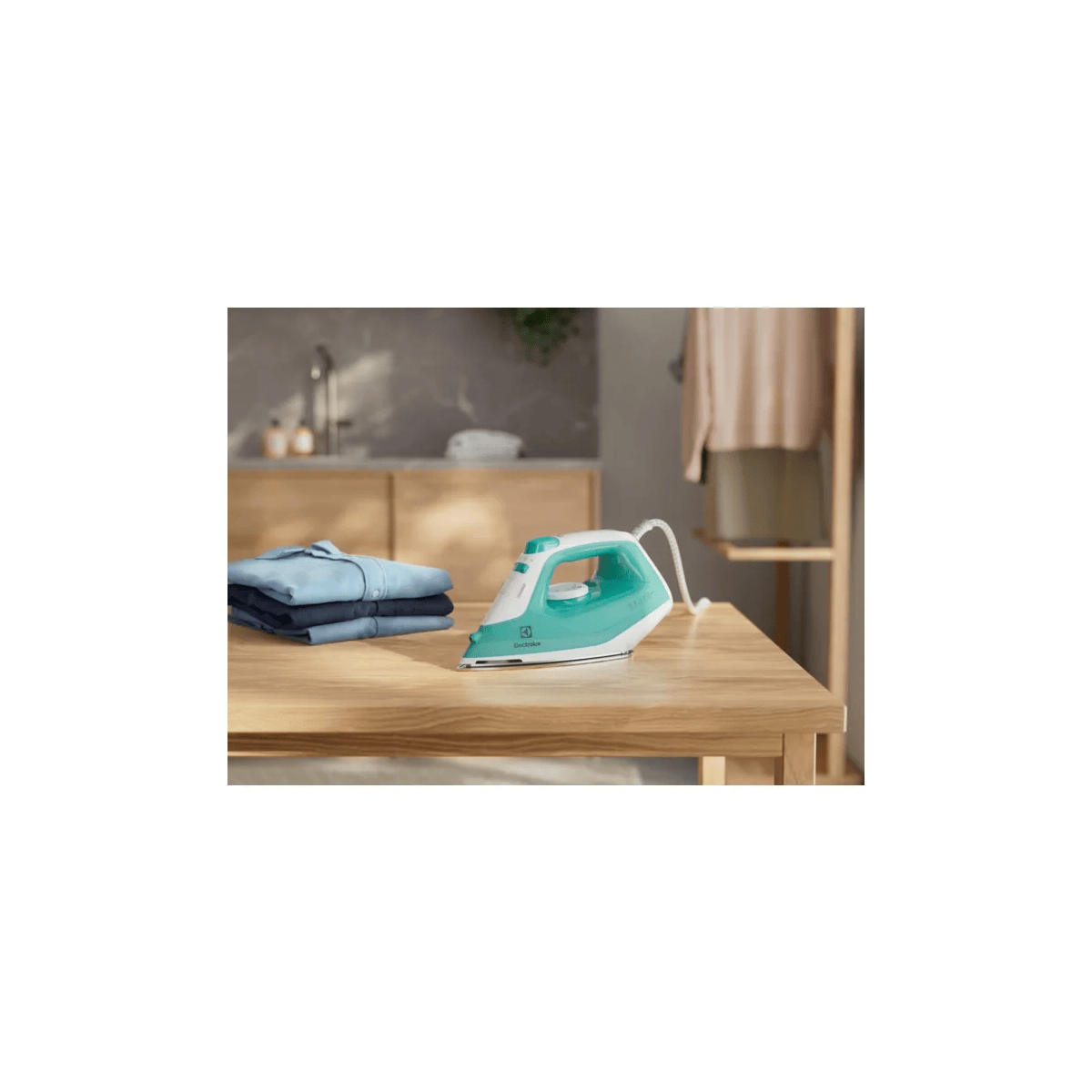 Electrolux E5SI2-2AM Steam iron Stainless Steel soleplate – image 8