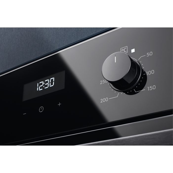 Electrolux EOF5C50BZ 65 L Black – image 4