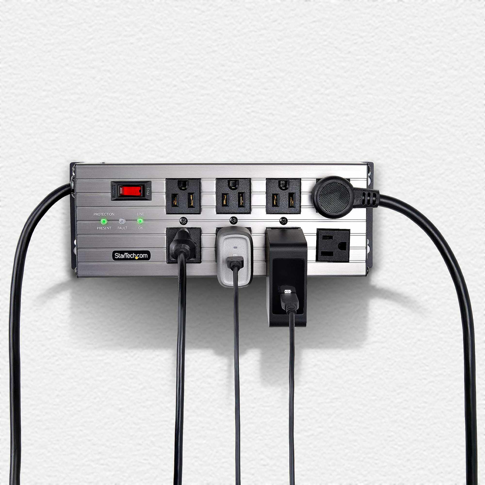 StarTech.com 8-Outlet Industrial Power Strip – image 5