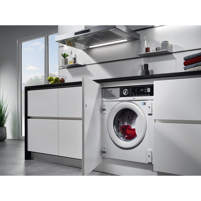 AEG Series 7000 L7WE7631BI washer dryer Built-in Front-load White – image 3