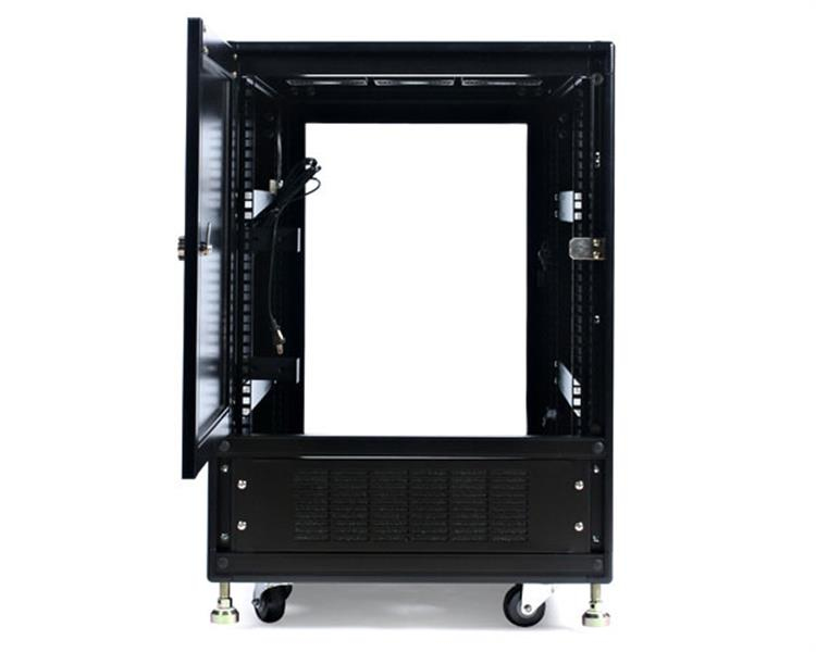 StarTech.com 15U Rack Enclosure Server Cabinet – image 3