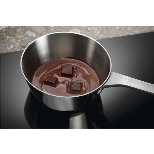Electrolux LIV633 hob Black Built-in – image 7