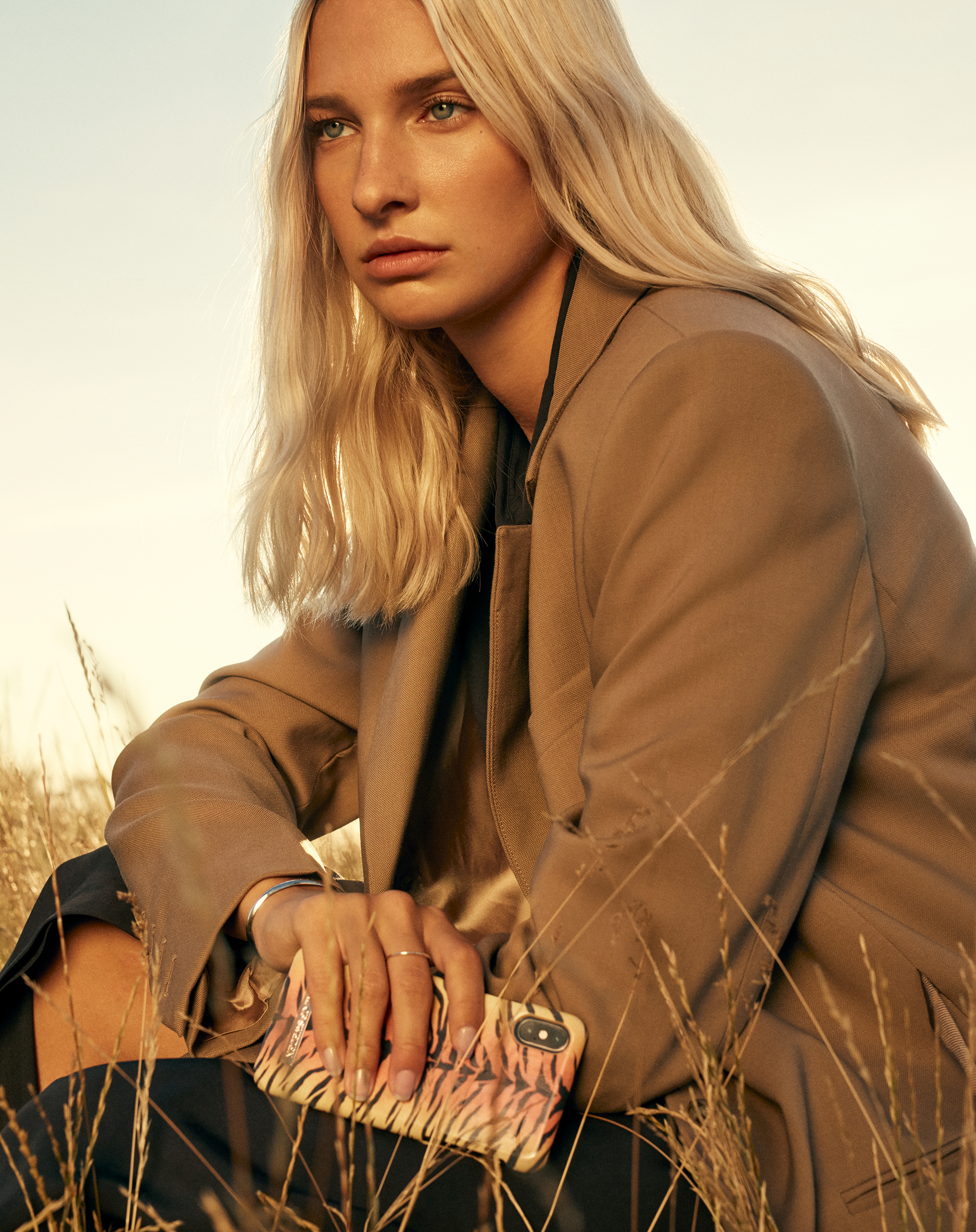iDeal of Sweden Sunset Tiger – image 2