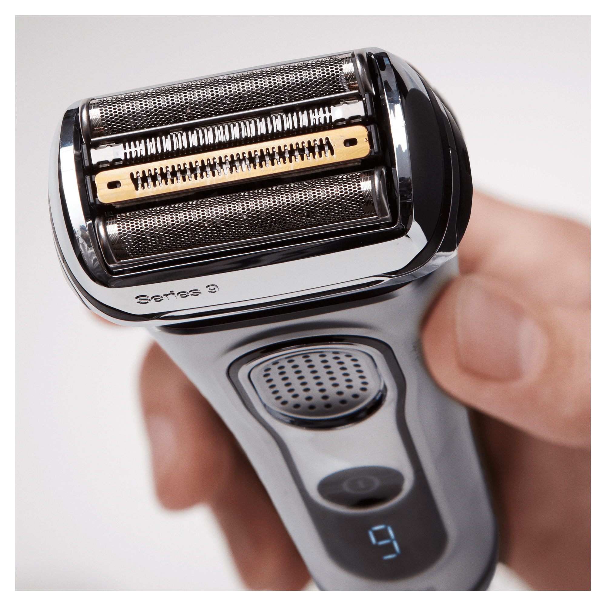Braun Series 9 Electric Shaver for Men 9260s, with Charging Stand and Travel Case – Silver – image 4