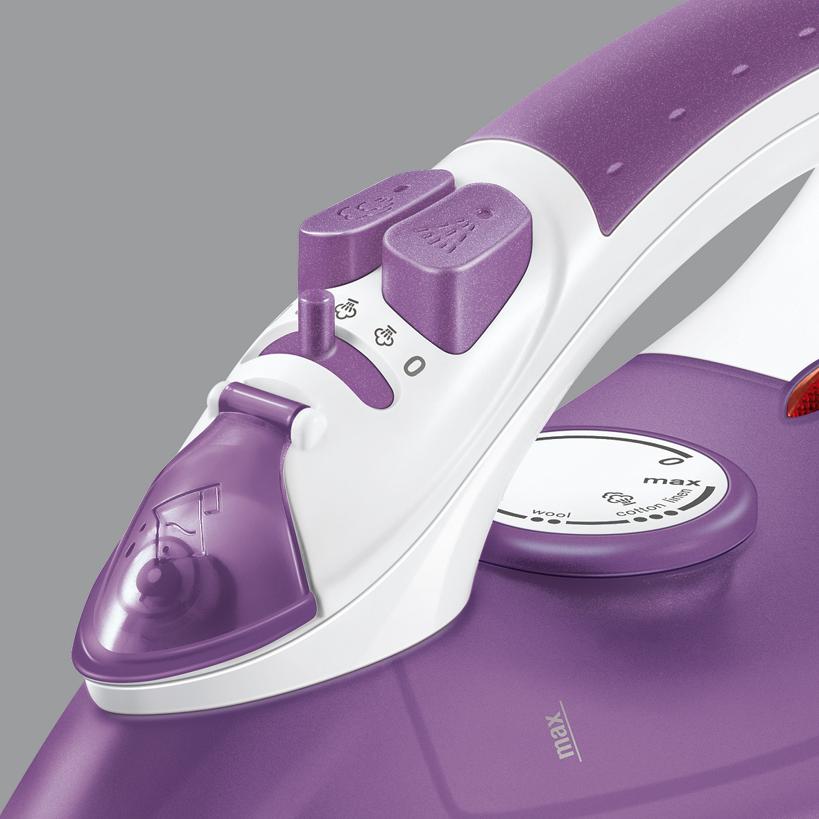Electrolux EDB1670 iron Dry & Steam iron Ceramic soleplate – image 6
