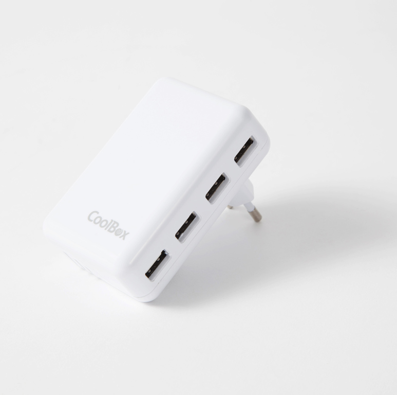 CoolBox COO-UX4W power adapter/inverter Indoor – image 1