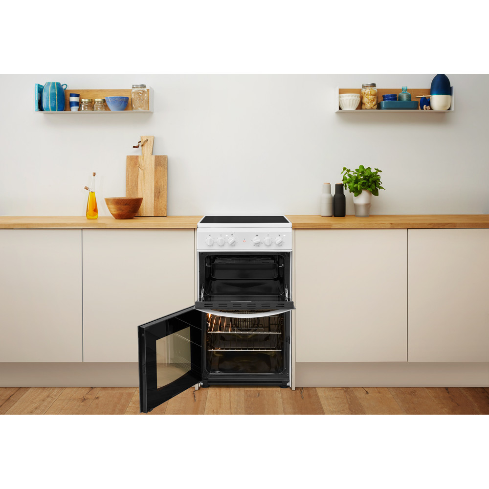 Indesit ID5V92KMW/UK cooker Freestanding cooker Electric Ceramic hob Black, White – image 3