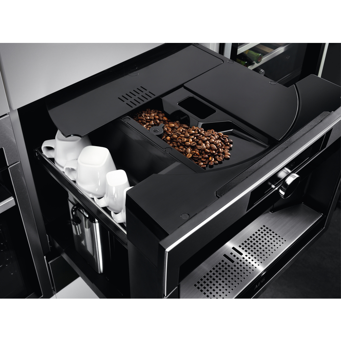 AEG KKK994500T Fully-auto Espresso machine – image 4
