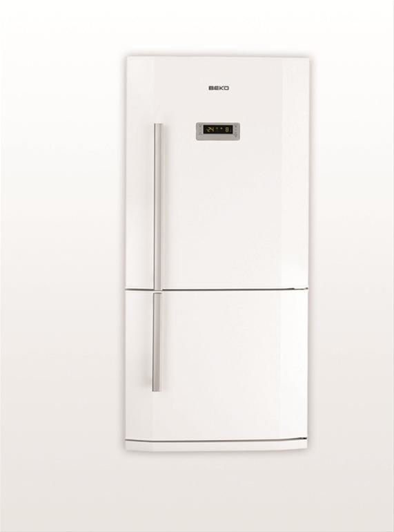 Beko CNE60520M fridge-freezer Freestanding – image 1