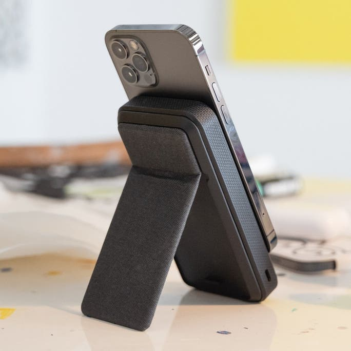 mophie Snap + powerstation stand – image 3