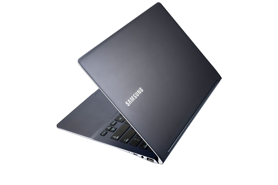 Samsung 9 NT900X3B Intel® Core™ i7 i7-2637M Laptop – image 2