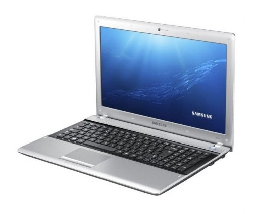 Samsung RV NP-RV515-A04DE laptop AMD E E-450