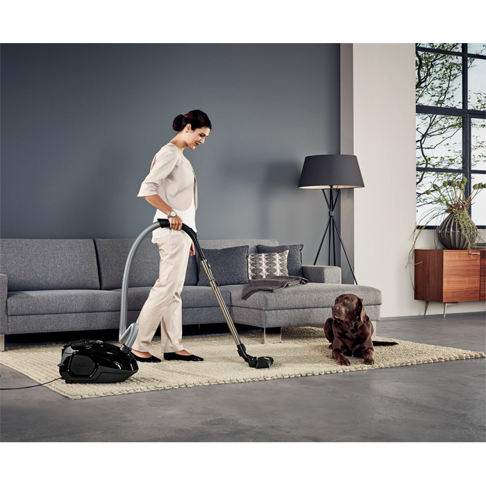 AEG VX7-1-TOY 3.5 L Drum vacuum Dry 700 W Dust bag – image 3