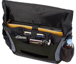 Targus 15.4” Messenger, Olive – image 2