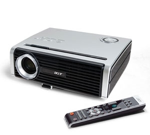 Acer PD527D 3000 ANSI lumens DLP XGA (1024x768)