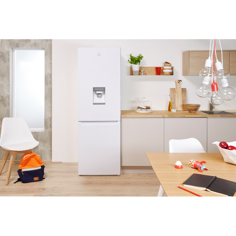 Indesit LR8 S1 W AQ UK.1 – image 5